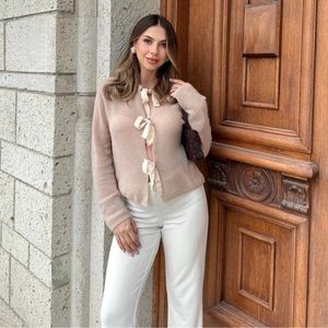 ZARIE CARDIGAN, HEATHERED WICKER TAN PARTY BOWS